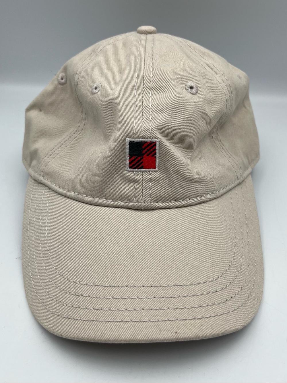 NOS Woolrich Hat Baseball Cap Adjustable One-Size Beige Tan w Patch Trucker NEW